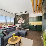 Ans Hanza Tower - 22nd Floor With View, Swimming Pool, Sauna, Jacuzzi, Viewing Terrace Apartment Szczecin