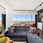 Ans Hanza Tower - 22nd Floor With View, Swimming Pool, Sauna, Jacuzzi, Viewing Terrace Appartamento