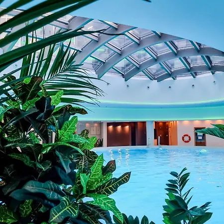 Ans Hanza Tower - 22nd Floor With View, Swimming Pool, Sauna, Jacuzzi, Viewing Terrace שצ'צ'ין