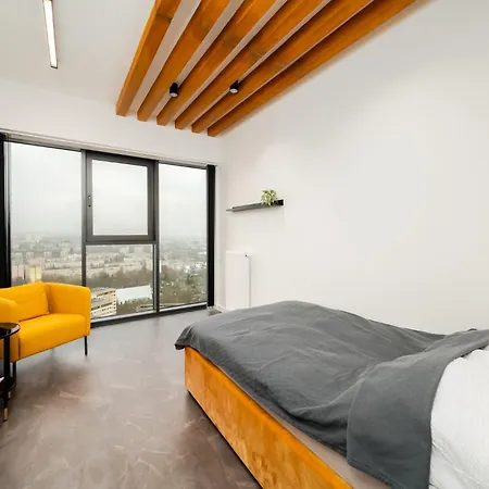 Apartment Hanza Tower No 2210 - 22nd Floor, Swimming Pool, Jacuzzi, Panorama View