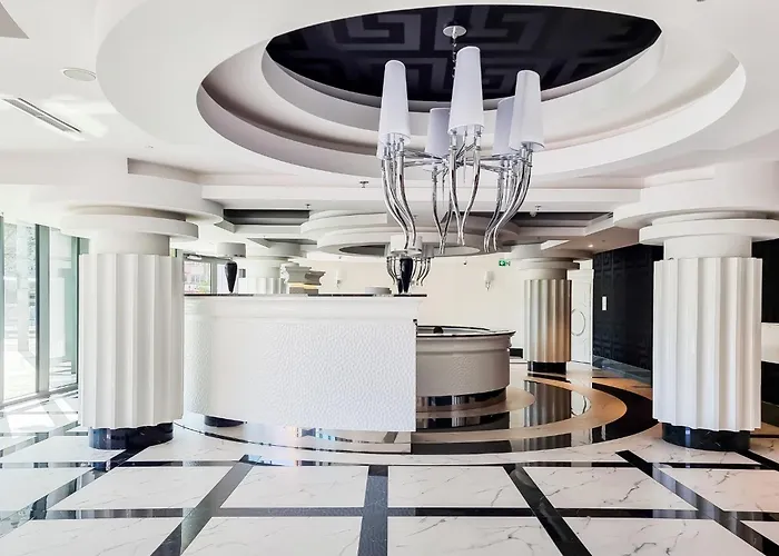 Ans Hanza Tower - 22nd Floor With View, Swimming Pool, Sauna, Jacuzzi, Viewing Terrace * שצ'צ'ין