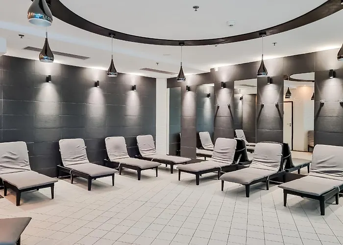 דירה Ans Hanza Tower - 22nd Floor With View, Swimming Pool, Sauna, Jacuzzi, Viewing Terrace שצ'צ'ין