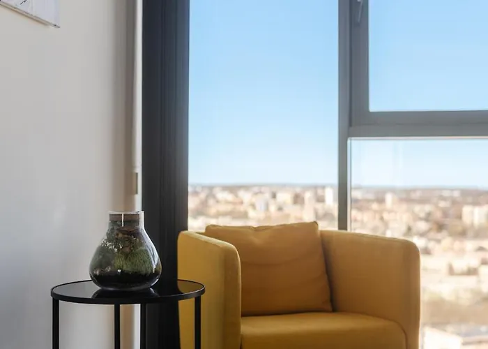 Ans Hanza Tower - 22nd Floor With View, Swimming Pool, Sauna, Jacuzzi, Viewing Terrace דירה שצ'צ'ין